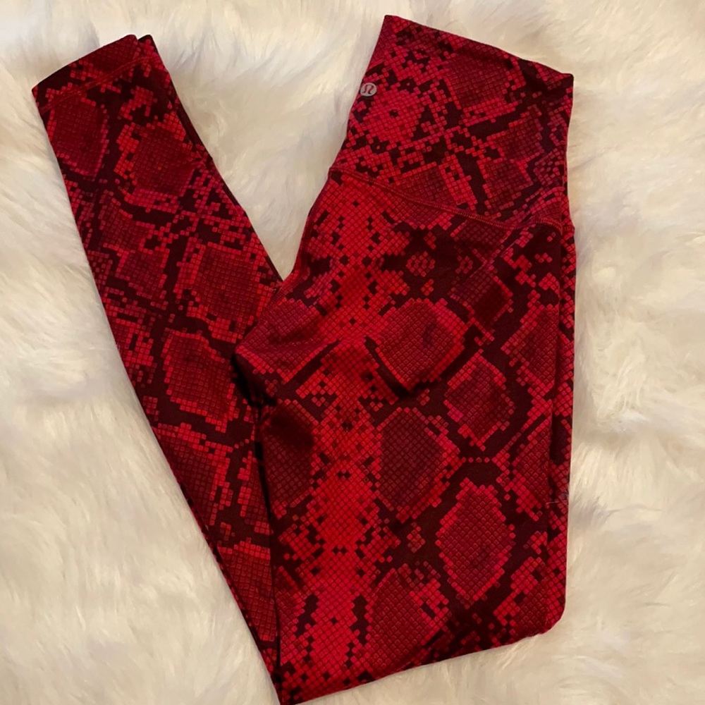 lululemon Invigorate High-Rise Tights 25"